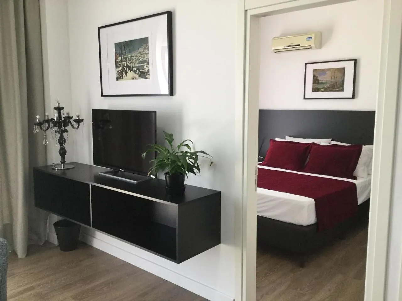 Large Holiday Apartments
